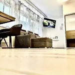 여관 Fakanalas Fogado *