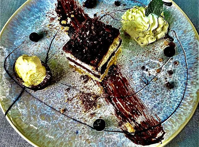 Fakanalas Fogado 宾馆 *