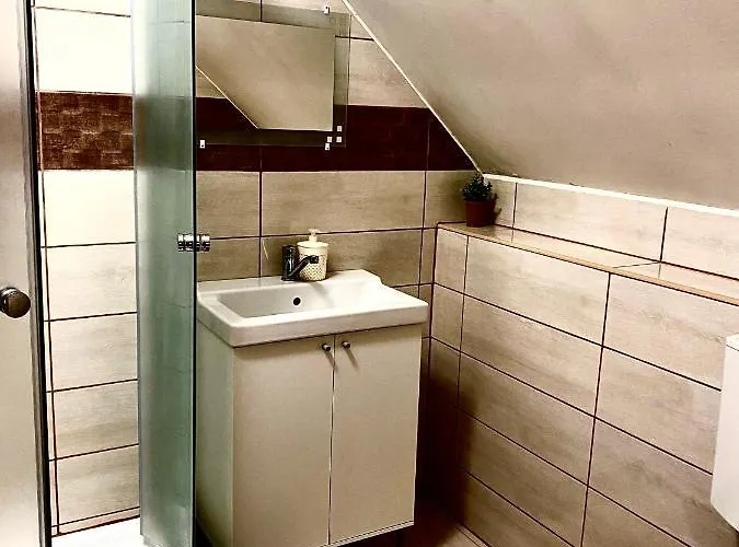 Fakanalas Fogado 宾馆 Pásztó