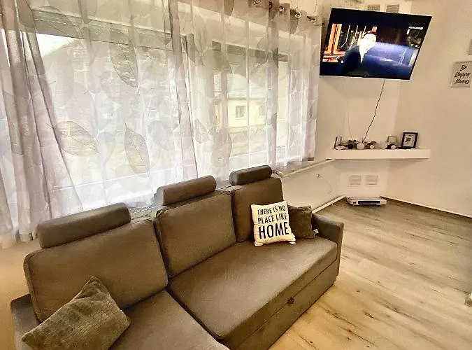 宾馆 Fakanalas Fogado Pásztó