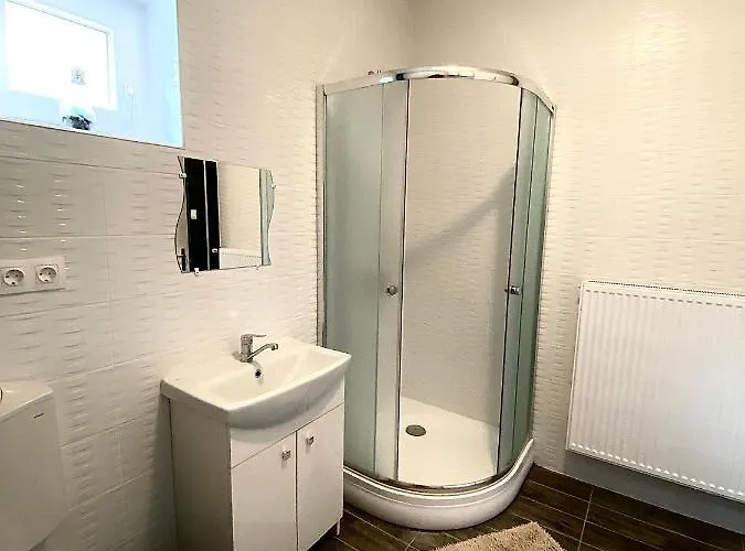 宾馆 Fakanalas Fogado Pásztó