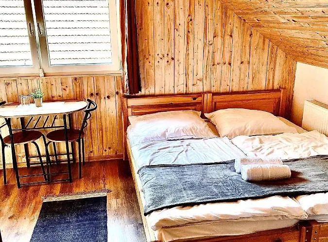 宾馆 Fakanalas Fogado *