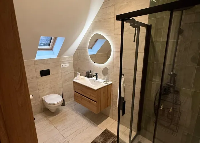 宾馆 Fakanalas Fogado Pásztó